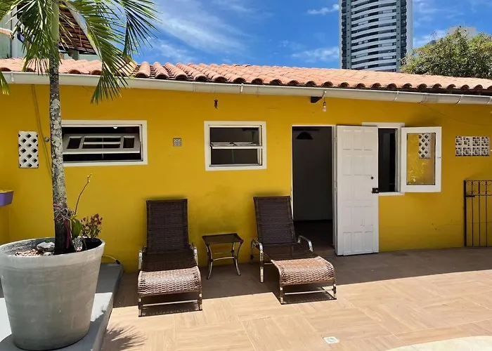 Quartos Na Casa Amarela