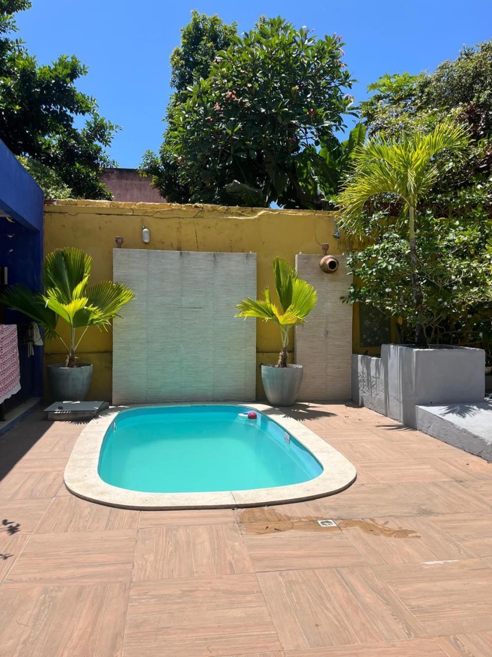Quartos Na Casa Amarela *